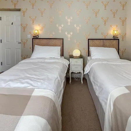 Nyaraló Driftwood At Whitehall *