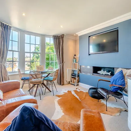 Nyaraló Driftwood At Whitehall